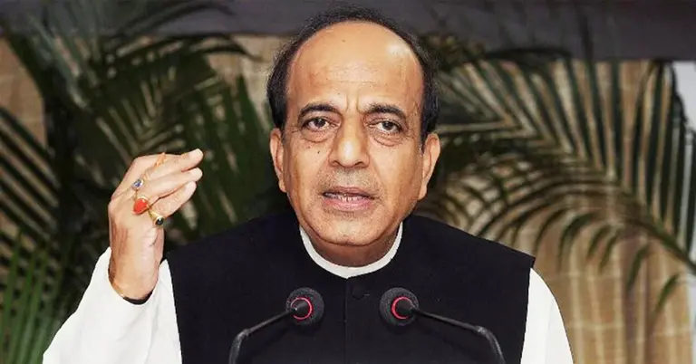 নবনিযুক্ত হাইকমিশনার দিনেশ ত্রিবেদী